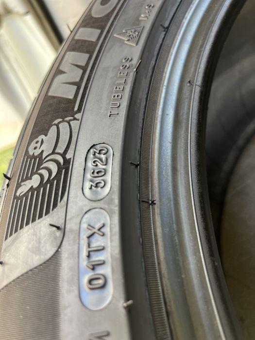 275/45/20 Michelin Pilot Alpin PA5 SUV 275/45 R20 110V Run Flat *