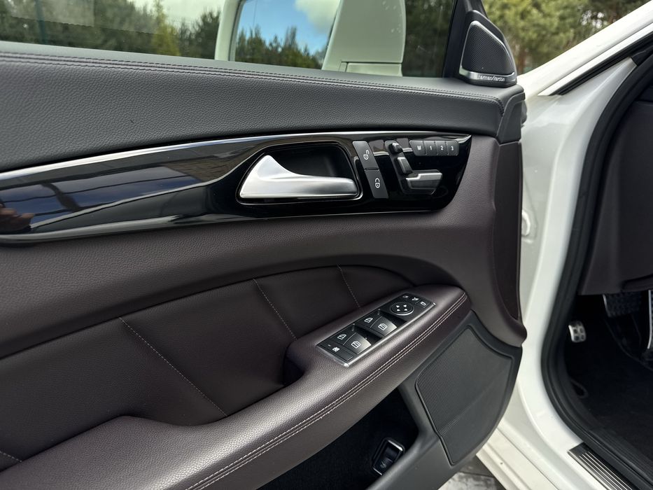 Продам Mercedes CLS в максимальній комплектацій