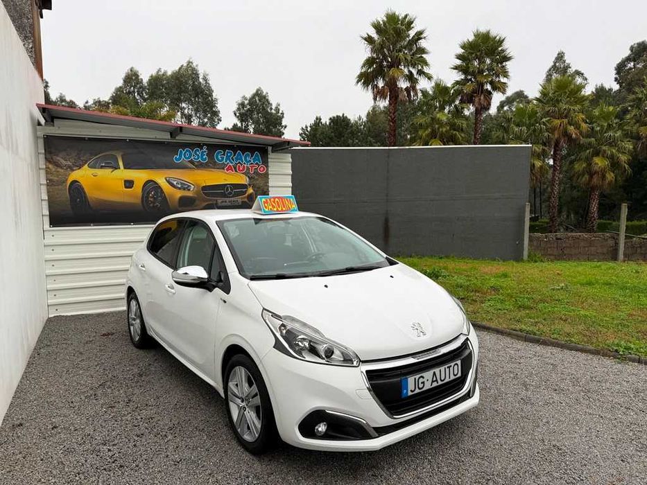 Peugeot 208 1.2VTi 82Cv Style 70.000Km 12/2015