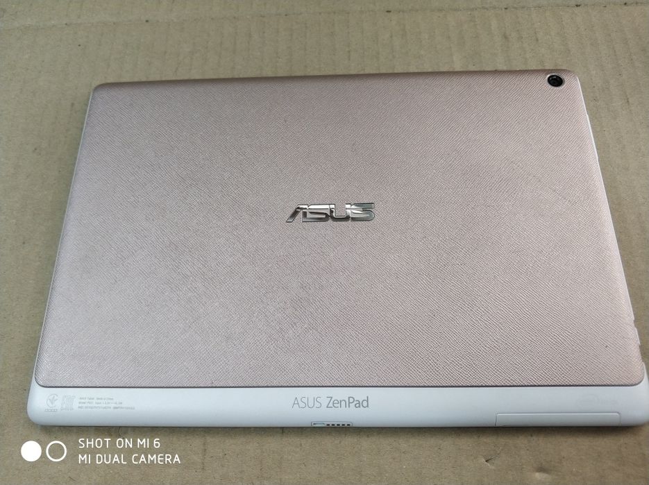 Планшет Asus ZenPad 10 16Gb "model P021"