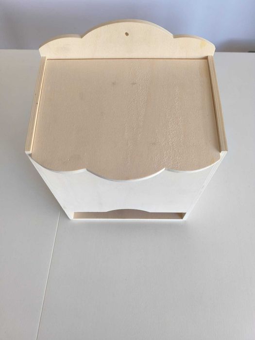 Porta fraldas personalizável (em madeira natural)