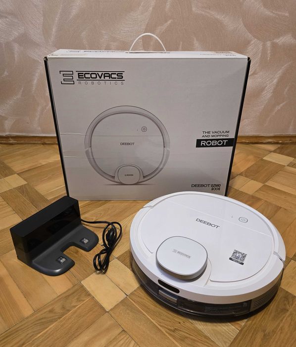 Робот пилосос ECOVACS DEEBOT OZMO 900