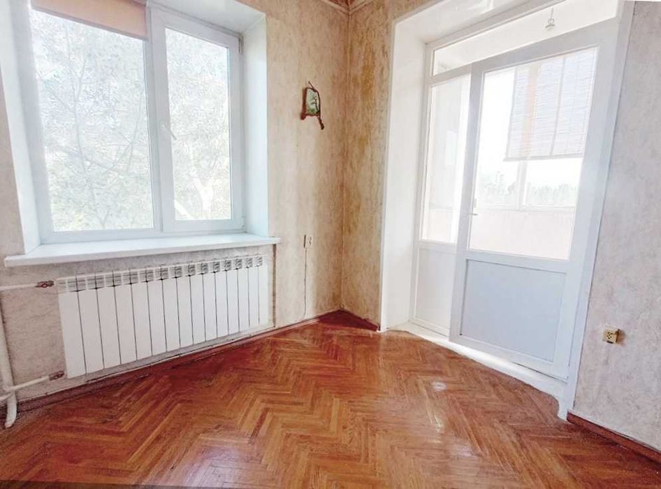Продам 3-кімн квартиру 56м Печерськ Іоанна Павла ІІ, 19 Сталінка Лифт