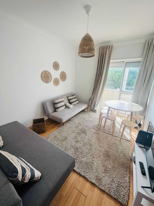 Quarto solteiro ou casal sem caução 15 min de lisboa
