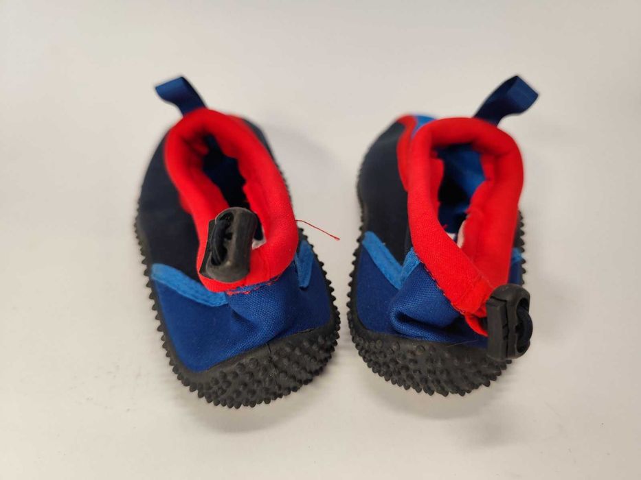 Продам коралки (взуття для плавання в морі) дитячі