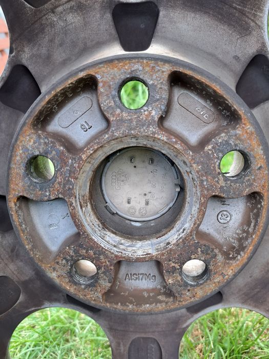 Felgi aluminiowe Audi 16"