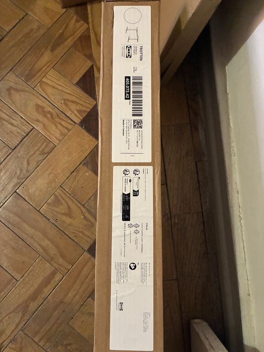Estrutura de secretária elevatória Ikea Trotten