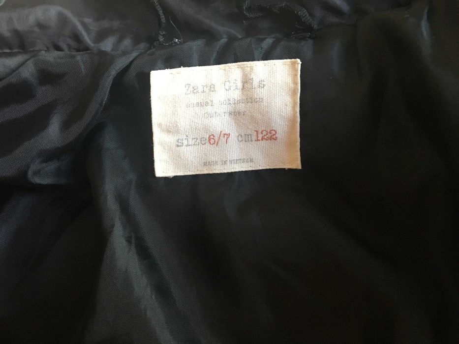 Kurtka Zara kwiaty 122 6-7 lat