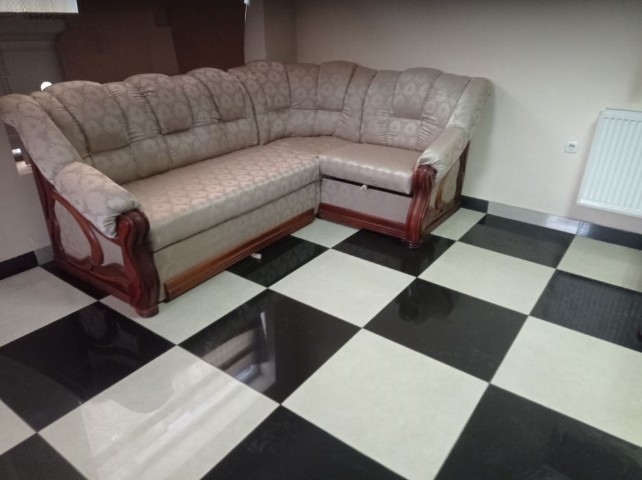 Диван кутовий розкладний в Ідеальному стані