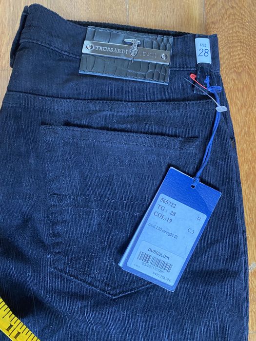 Trussardi pretas novas 28