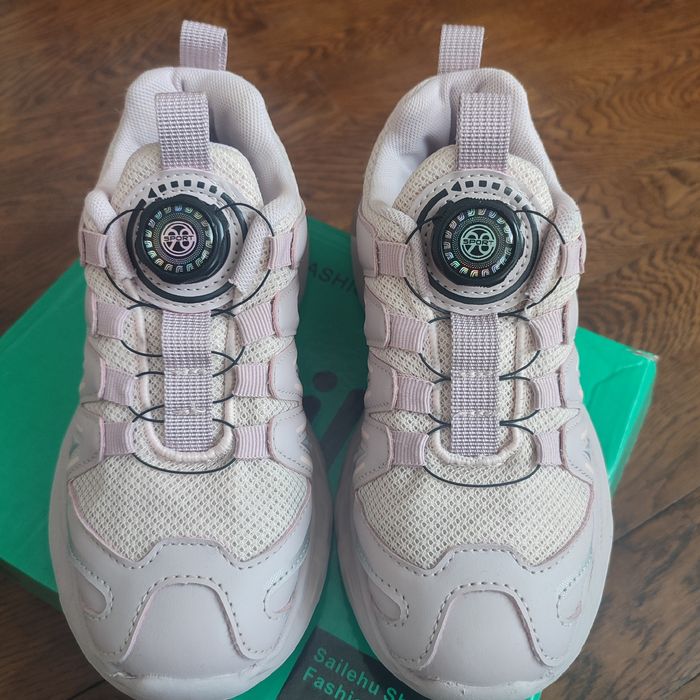 Кроссовки подростковые для девочки