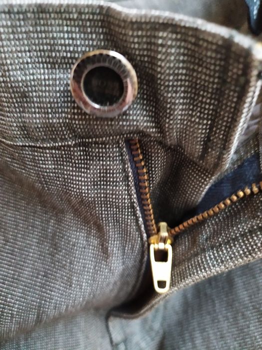 Джинсовые брюки BOSS пояс п/о 45 см, р. 36/34, лёгкий стрейч,как новые