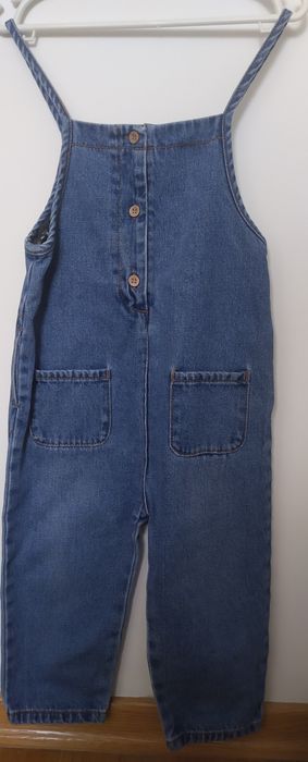 Spodnie Ogrodniczki denim z dekoltem prostym ZARA 104