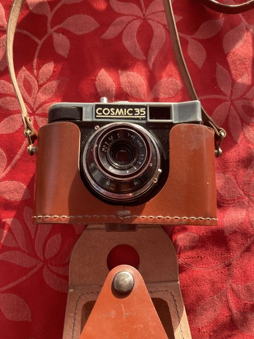 Camera Cosmic 35