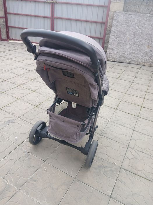 Продам коляску CARRELLO Vista