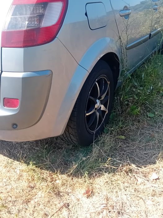 Vendo Renault senic 1.5 de 2004