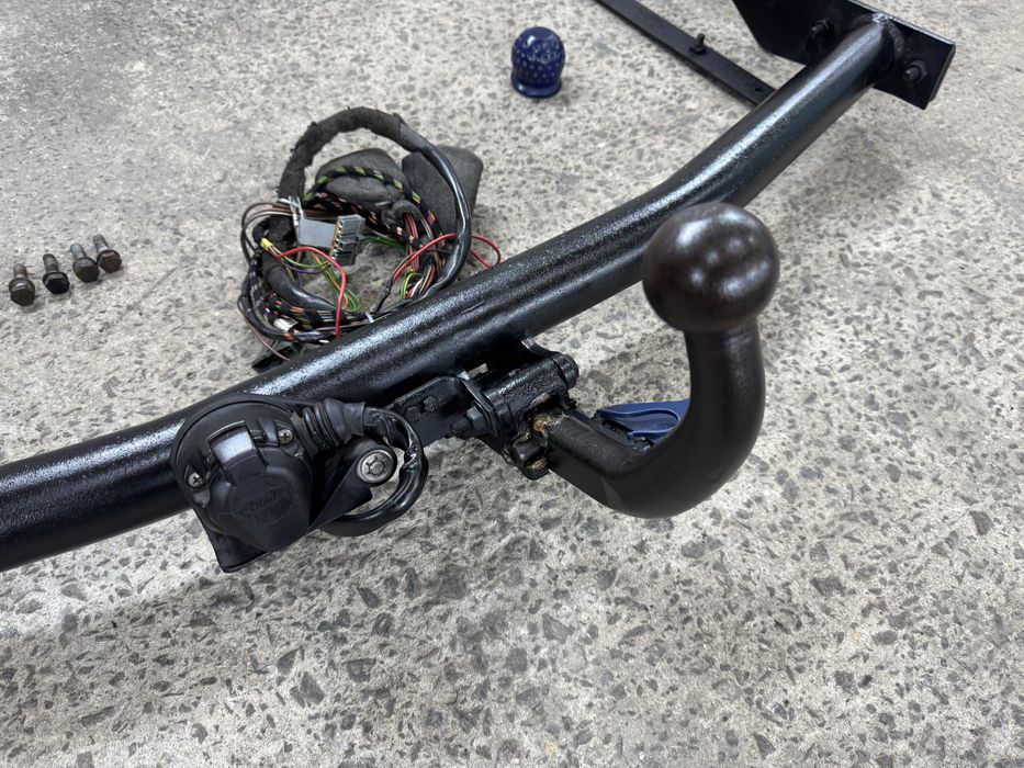 Зйомни Фаркоп форкоп приципне Форд Фокус 2 ІІ Ford Focus 2 Універсал