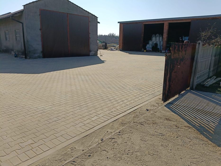 Układanie kostki Brukowej