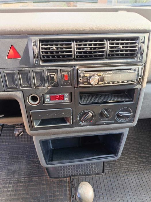 Volkswagen Transporter 2002 VIN WV1ZZZ70Z3H041134 фото оголошення 10 з 11