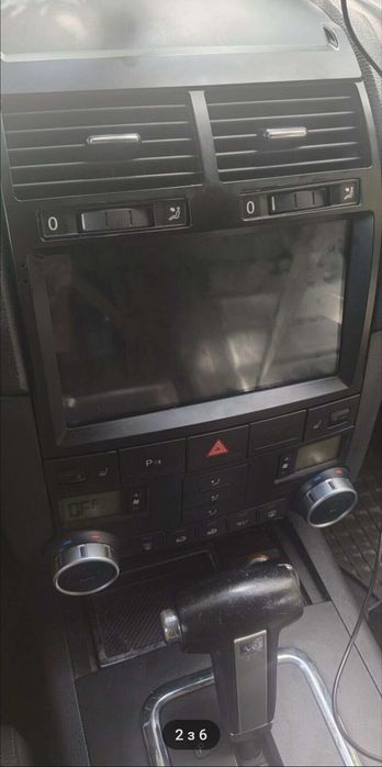 Volkswagen Tuareg 3.0 tdi