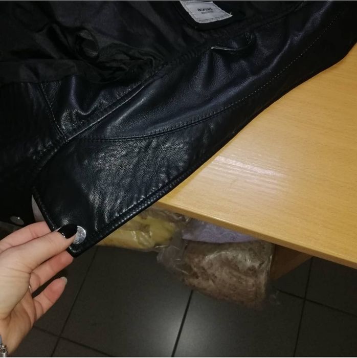 Ателье пропонує свої послуги по ремонту і пошиву одягу