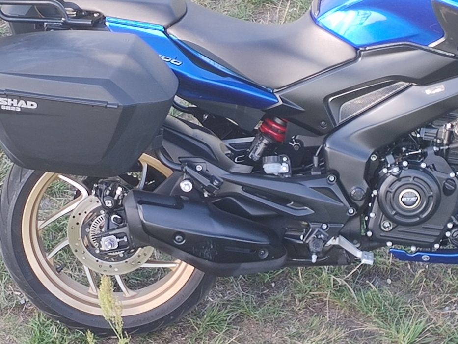 Motocykl Bajaj Dominar 400