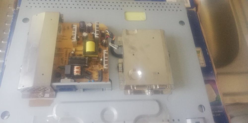 Монітор термінальний (ПТКС), безкорпусний, 19''