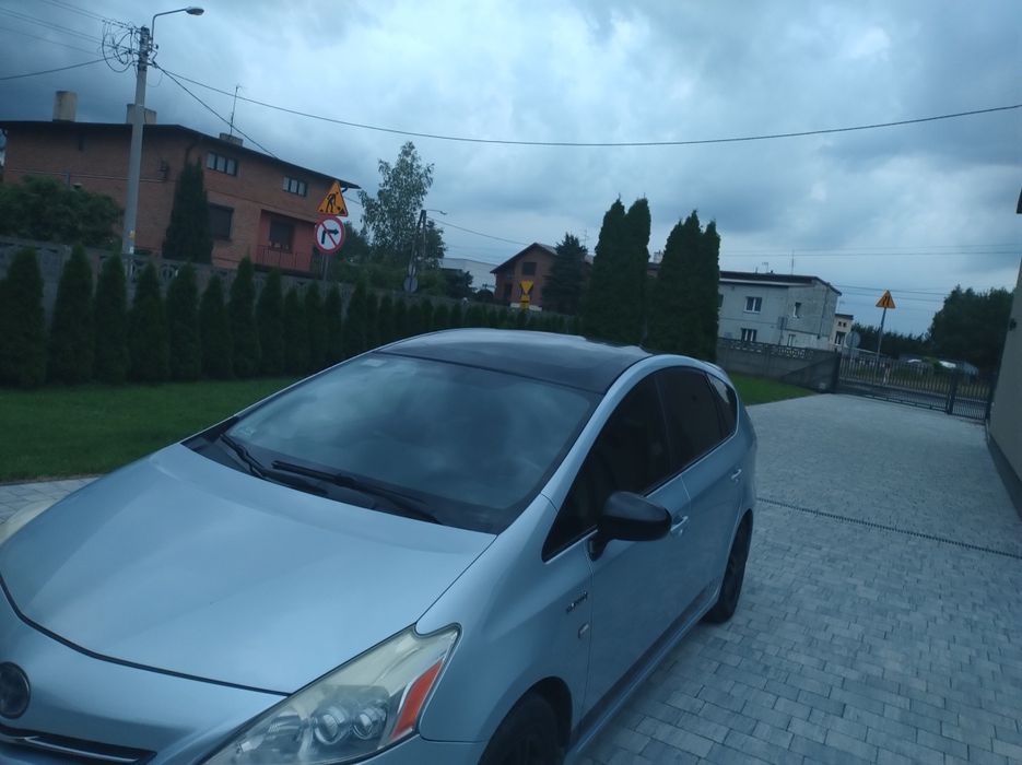Prius + , prius V , skóry ,FULLED,panorama, JBL,radar, full opcja, LPG