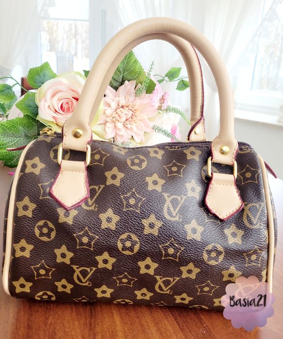 Torba do ręki / kuferek.