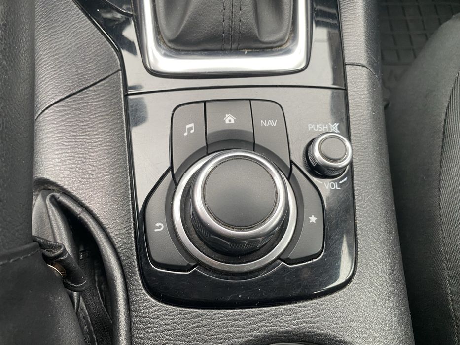 Мазда 3. 2015г. 2.0л