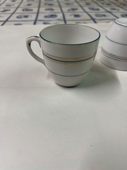 Conjunto 4 chávenas Vista Alegre+oferta