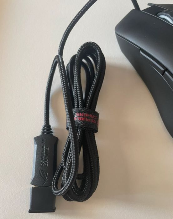 Asus gt300 rato novo