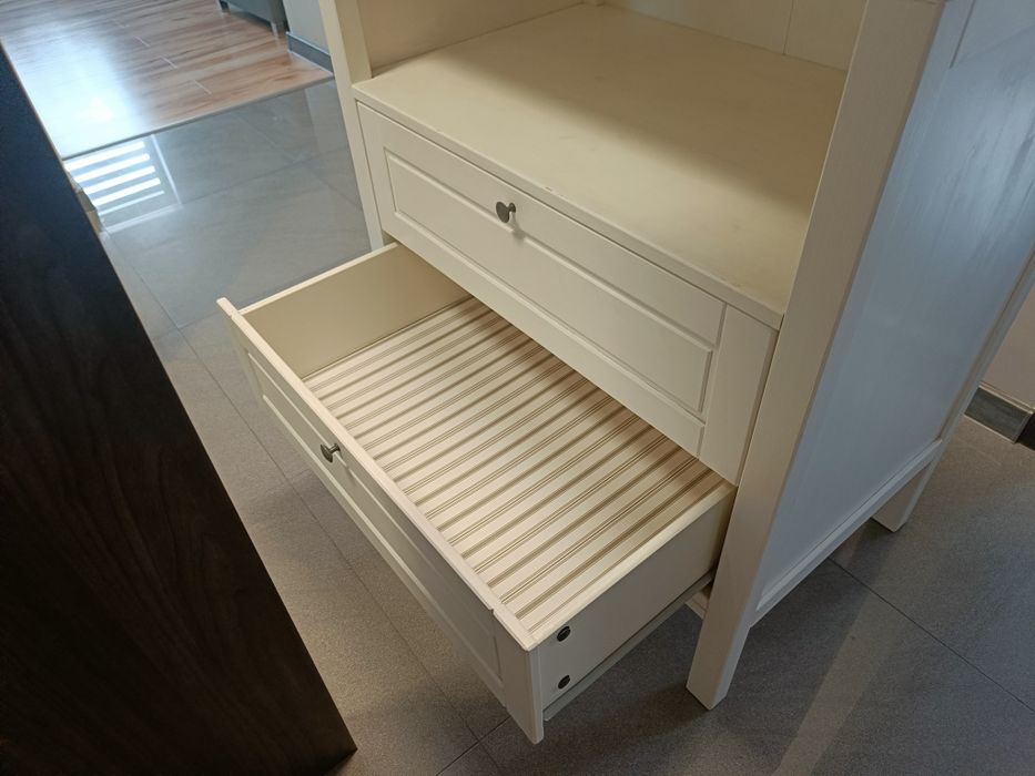 Komoda Ikea Sundvik