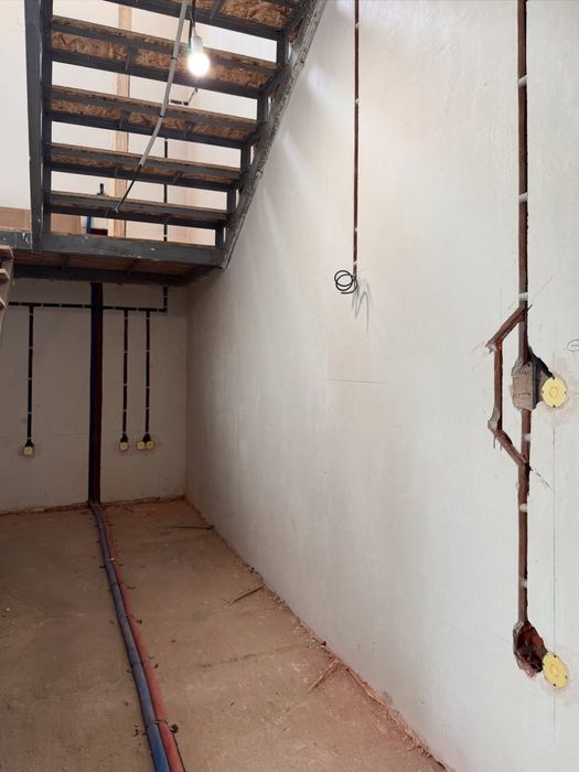 Електромонтажні роботи під ключ.