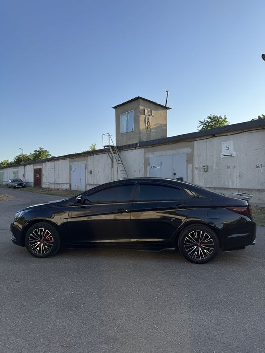 Hyundai Sonata 2013 VIN KMHEC41LBEA592888 фото оголошення 8 з 24