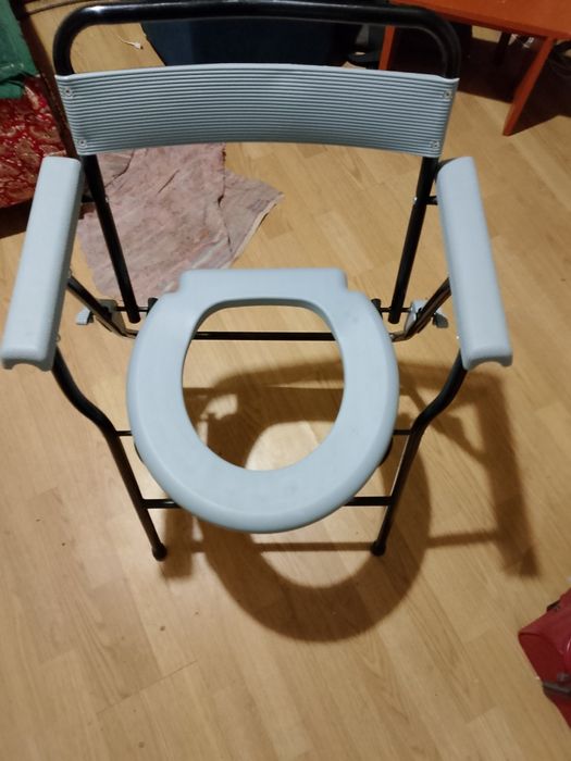Складной стул-туалет
