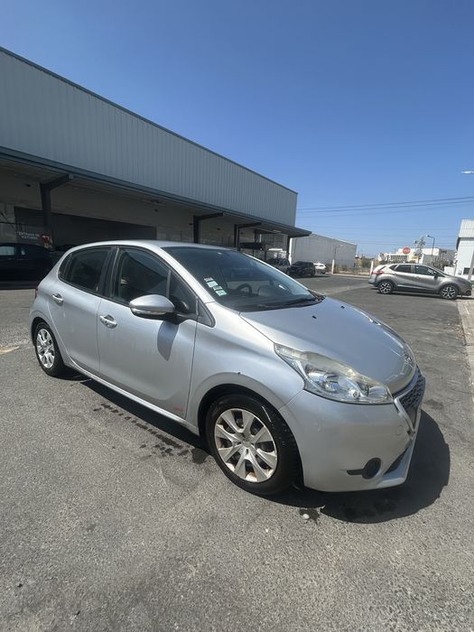 Peugeot 208 (118.981 kms)