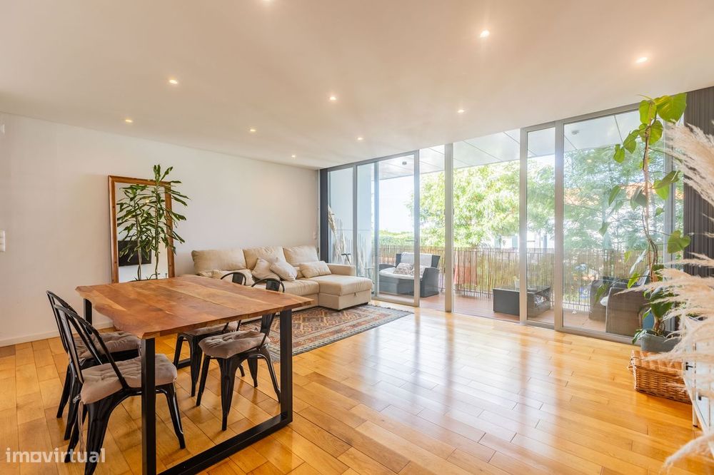 Apartamento Duplex  - Centro Pico da Pedra