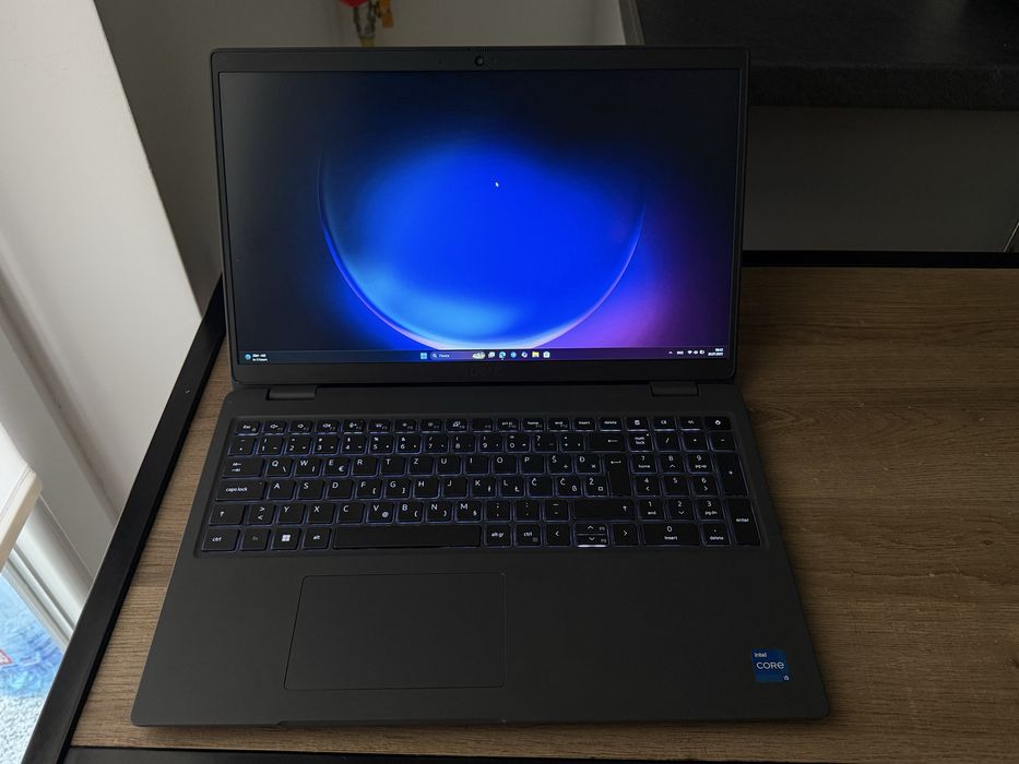 DELL Latitude 3520 15 Core i5 2,4 GHz - SSD 256 Go - 32 Go AZERTY - Français · Reconditionné - PC portable - Rue du Commerce