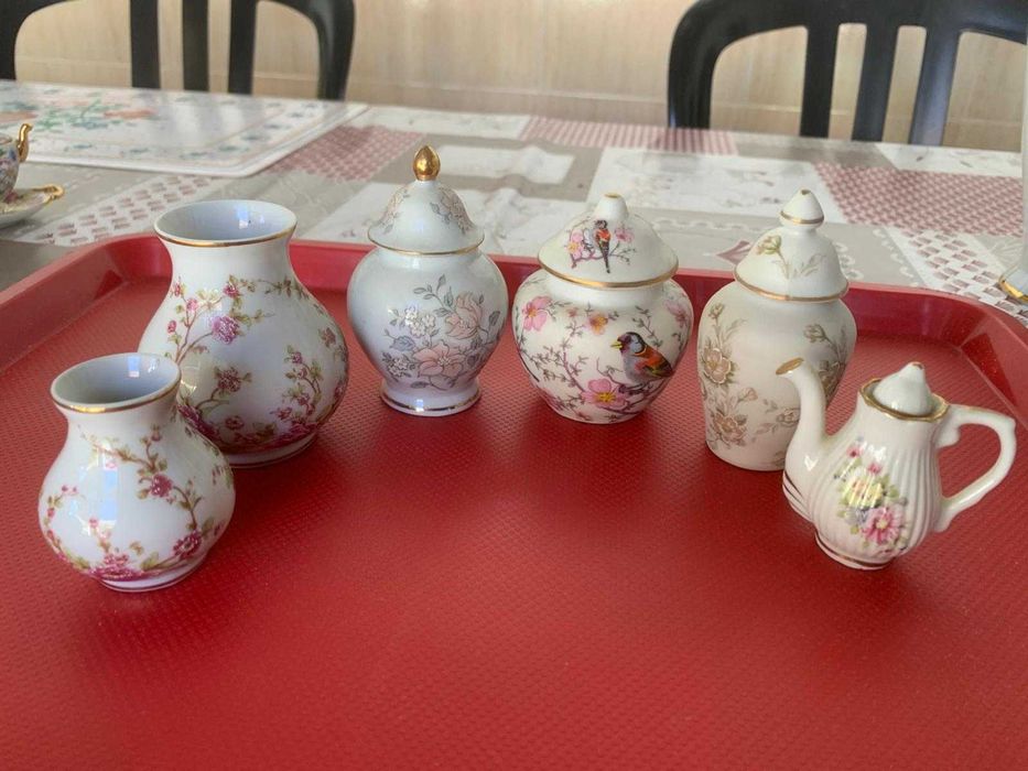 Biblots miniatura em porcelana