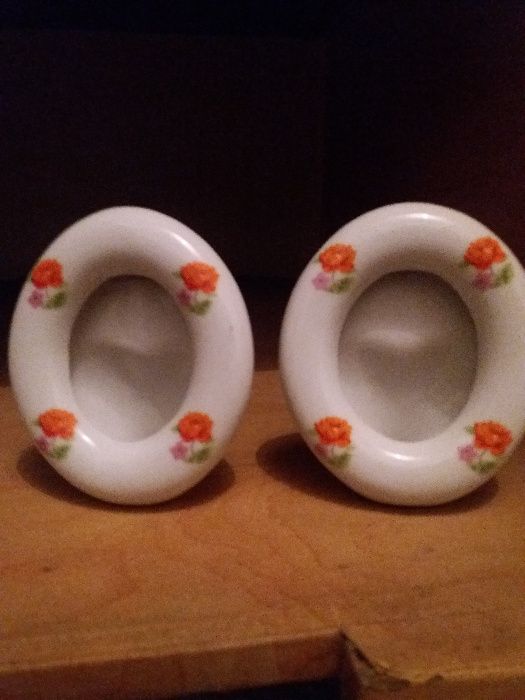 Porcelain Frames64550489549314122