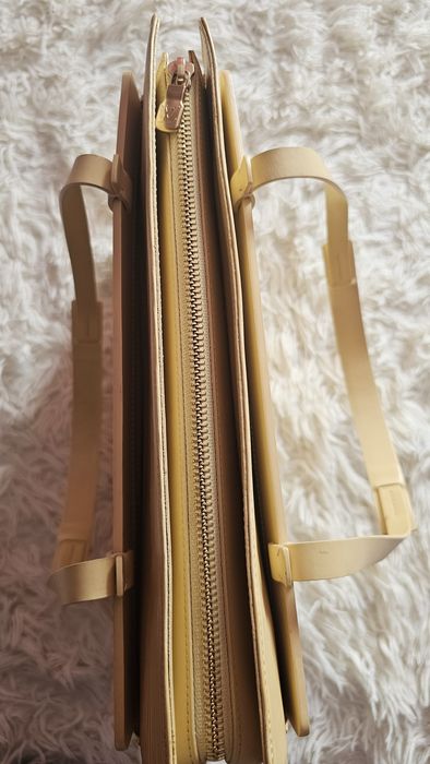 Louis Vuitton Epi croisette PM Vanilla