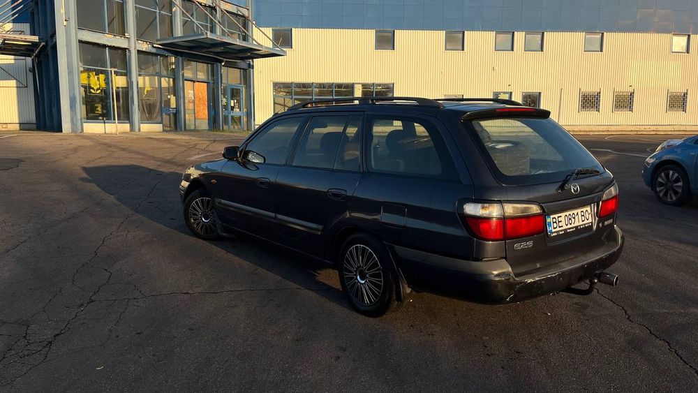 Mazda 626 універсал