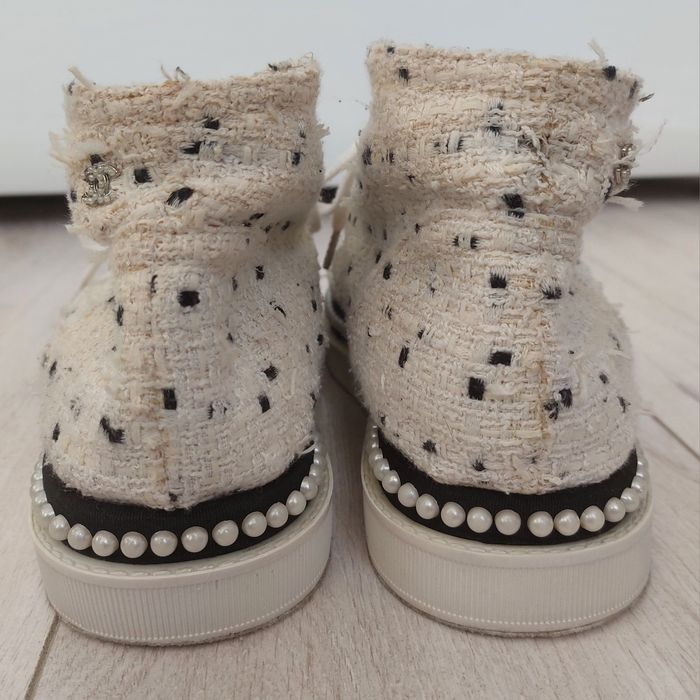 Chanel trampki tweed pearls 39