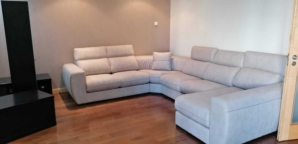 Um sofá para sala