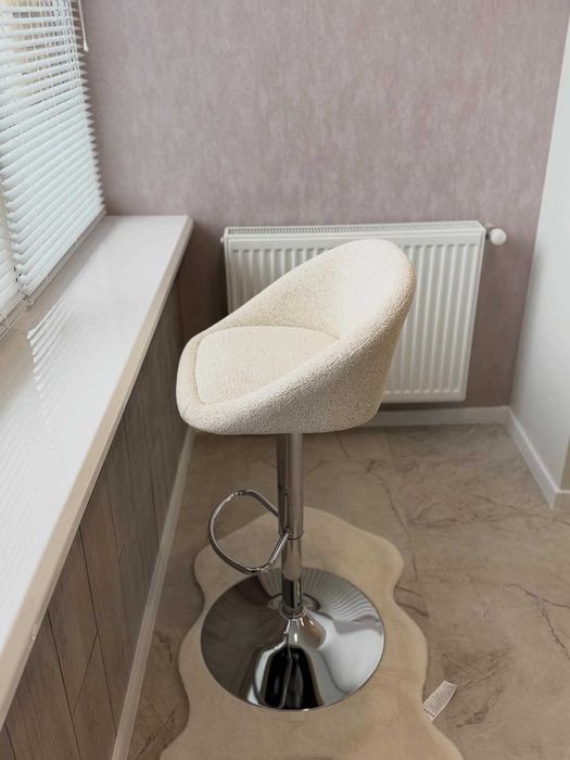 Стильна квартира поблизу ТРЦ Подоляни