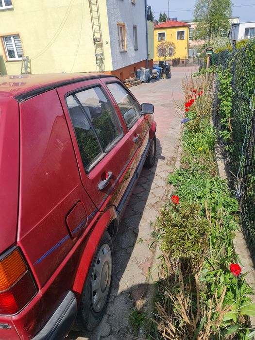 Golf ll 90r 1,6 benzyna