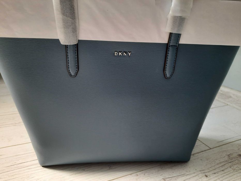Torebka DKNY niebieska