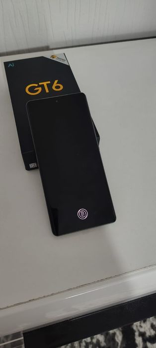 Realmi gt6  jak nowy
