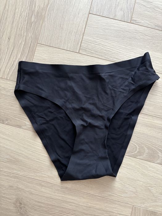 Nowe czarne majtki figi XS Sinsay